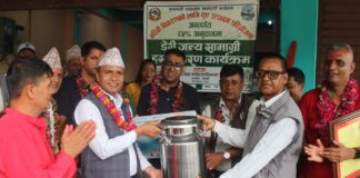 रुपा गाउँपालिकाद्धारा डेरी जन्य सामाग्री हस्तान्तरण