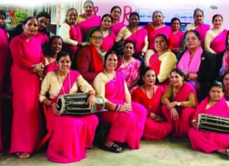तिजको कार्यक्रम रोकेर बाढी प्रभावितलाई सहयोग